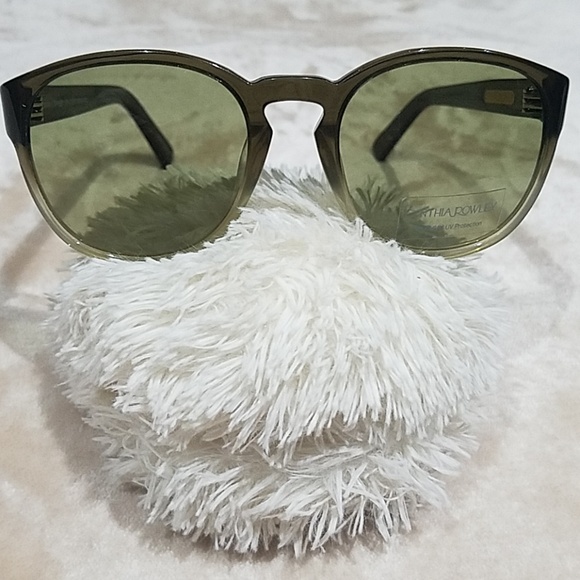 Cynthia Rowley Accessories - Cynthia Rowley sunglasses